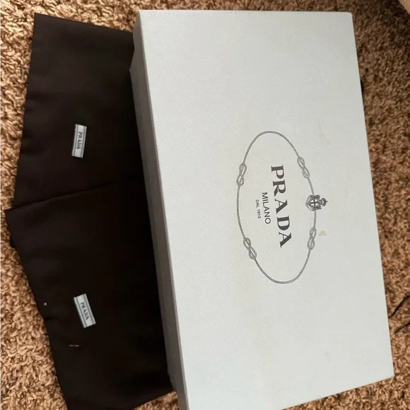 Prada kitty heels. Alzature Donna. Size 36.5. Patent Black - Picture 7 of 7